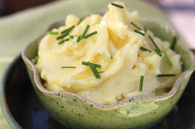 Whip Up A Batch Of Delicious Yukon Gold Mashed Potatoes With This Easy Recipe