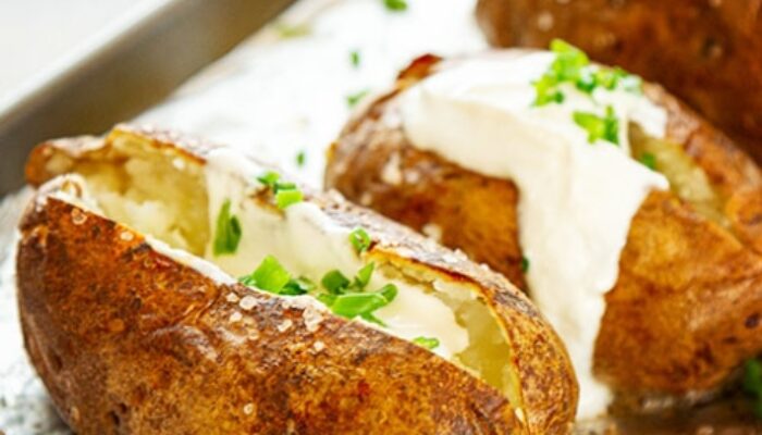 The Ultimate Guide To Making The Best Baked Potato Ever – Easy Steps To A Fluffy, Crispy Spud!