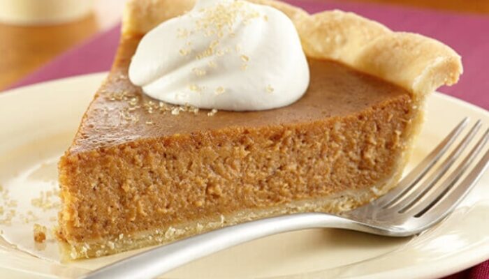 Get Ready To Impress With This Easy Sweet Potato Pie Recipe!