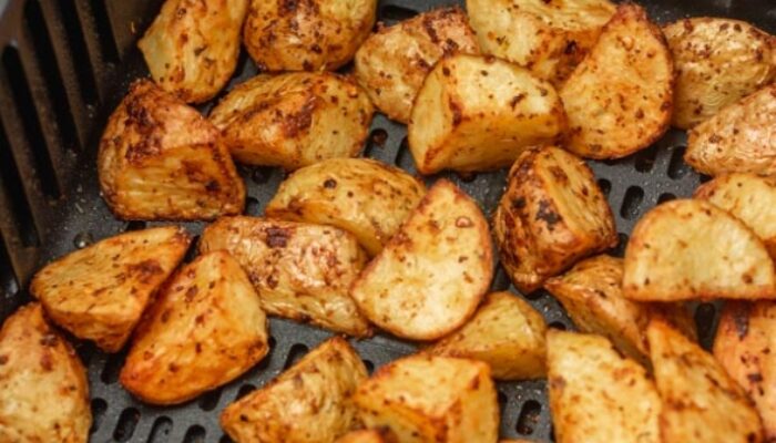 Crispy Perfection: Mastering Air Fryer Potato Recipes