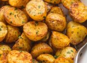 Crispy Perfection: Air Fryer Roasted Potatoes Recipe