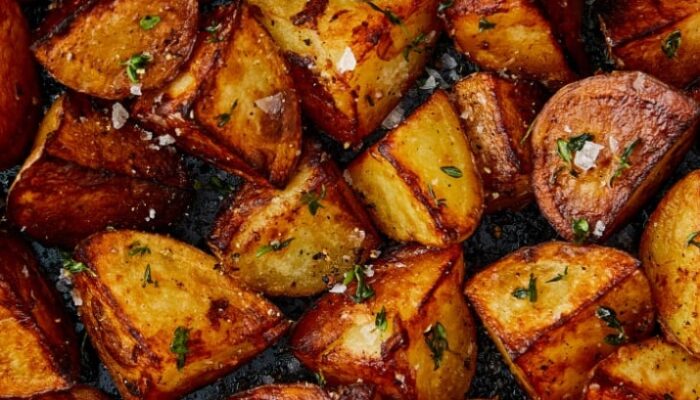 Crispy Perfection: Mastering Potatoes On The Stove With Ease