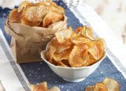 Crunchy Creations: Master The Art Of Making Salt And Vinegar Potato Chips At Home