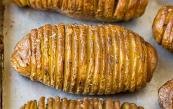 Crispy Perfection: Easy Oven-Baked Sliced Potatoes Recipe