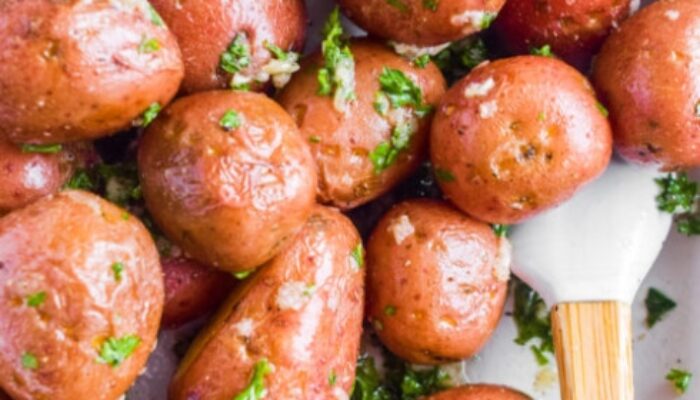 Quick & Easy: Microwave Red Potatoes Recipe For Busy Nights