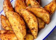 Crispy Perfection: Easy Homemade Potato Wedges In The Oven Recipe