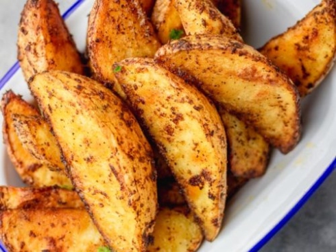 Crispy Perfection: Easy Homemade Potato Wedges In The Oven Recipe