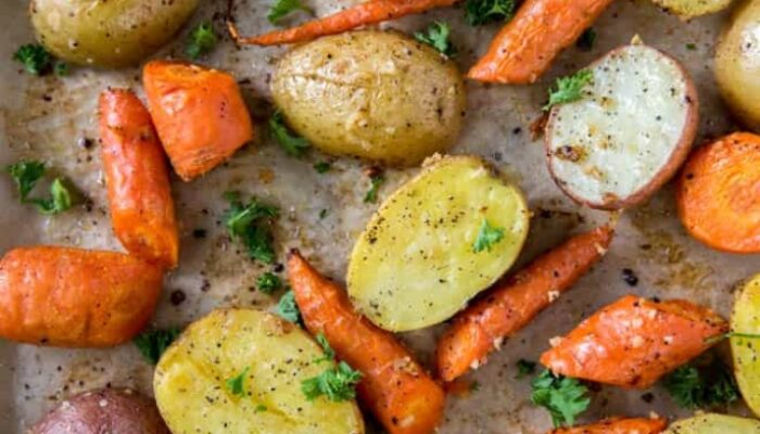 Delicious Roasted Potatoes And Carrots Recipe For A Flavorful Side Dish