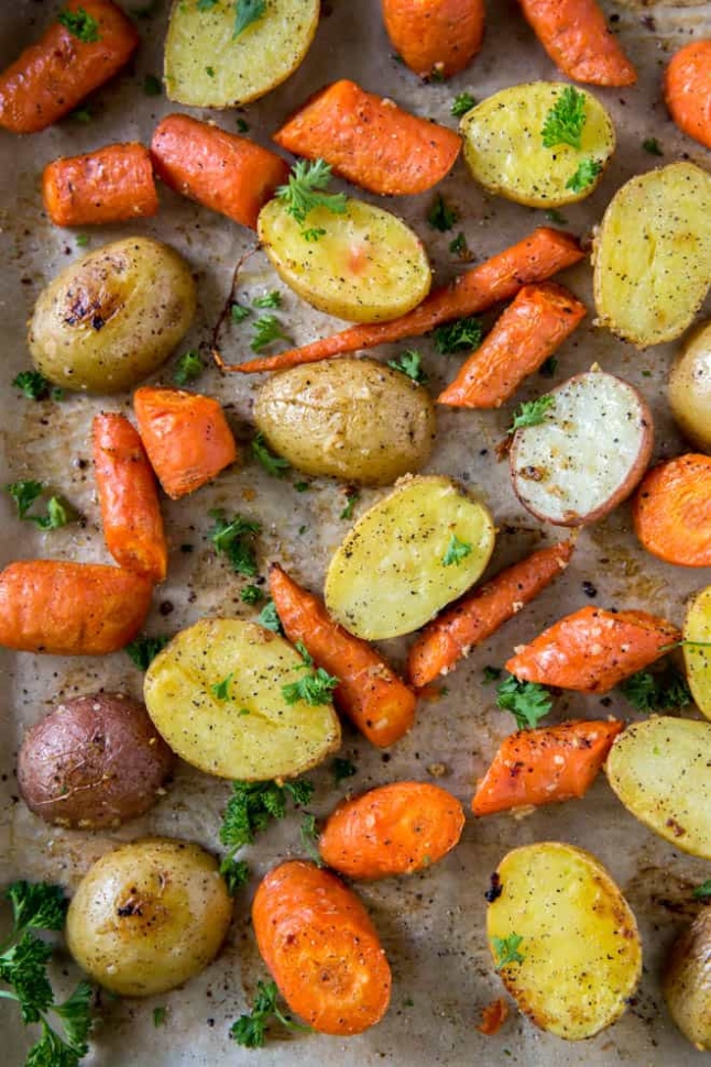 Delicious Roasted Potatoes And Carrots Recipe For A Flavorful Side Dish